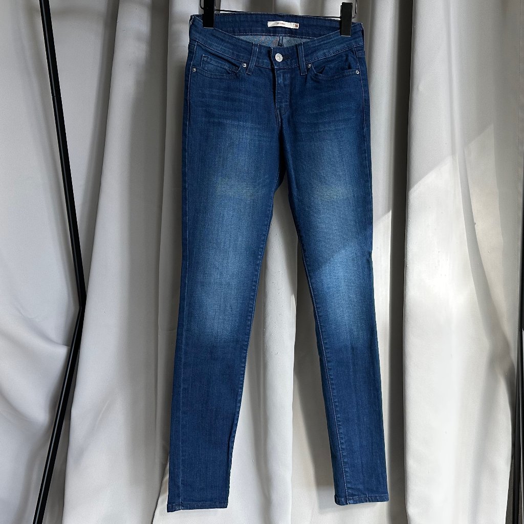 Levis 711 Jeans